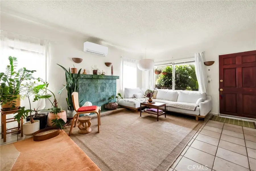 3185 Perlita Avenue, Los Angeles, CA 90039 - #3
