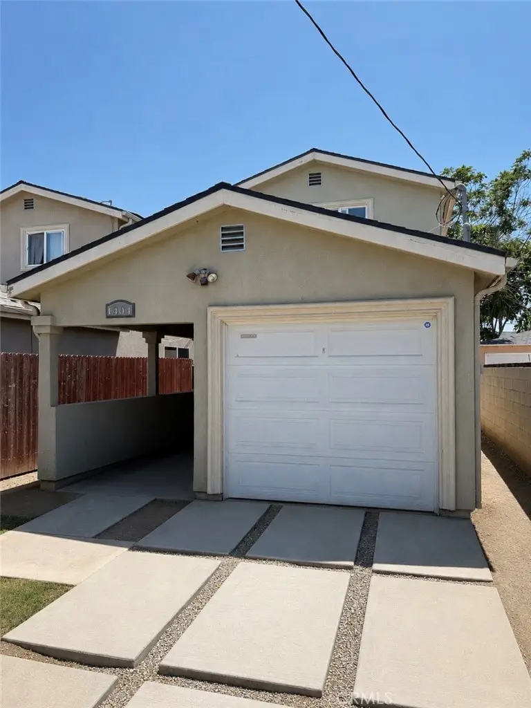 1404 E 110th, Los Angeles, CA 90059 - #1