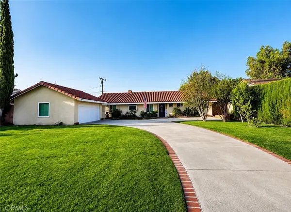 702 E Cumberland, Orange, CA 92865