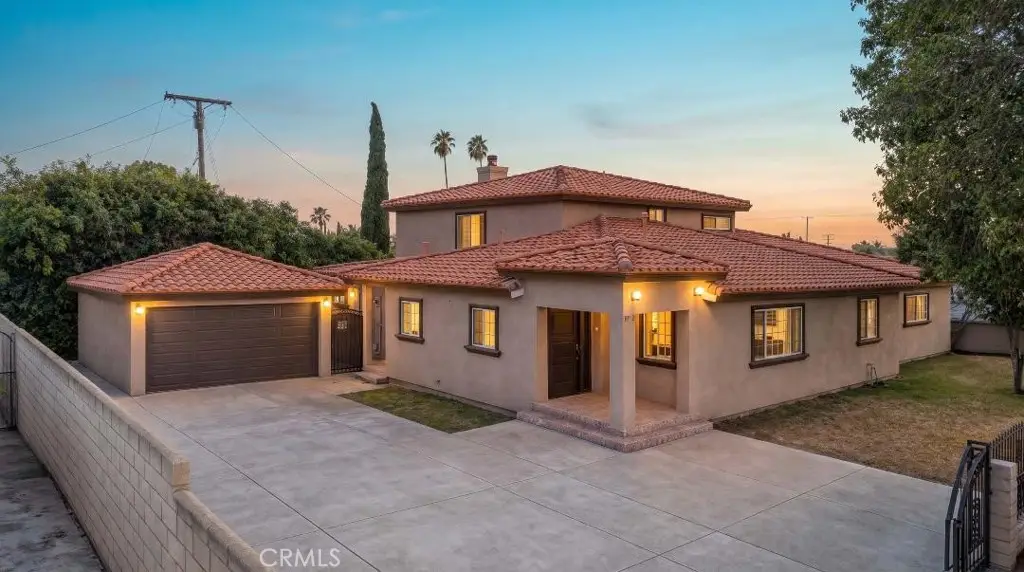 1042 W Mcfadden Avenue, Santa Ana, CA 92707 - #1