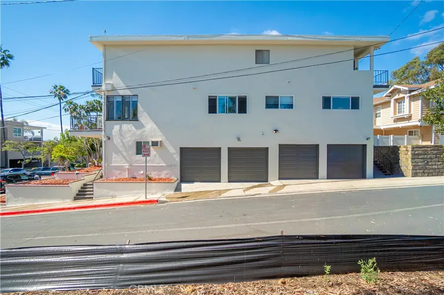 2699 E 20th, Signal Hill, CA 90755 - #2