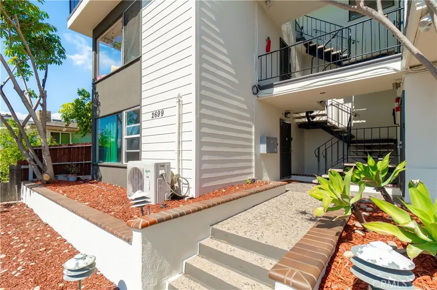 2699 E 20th, Signal Hill, CA 90755 - #3