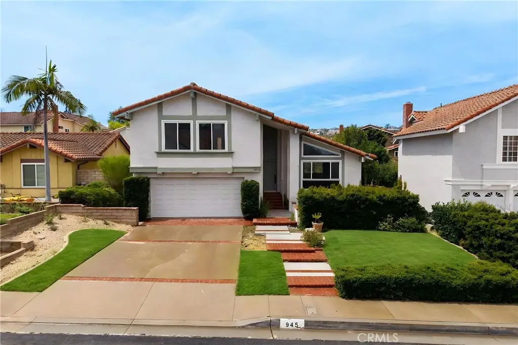 945 S Calle Venado, Anaheim Hills, CA 92807 - #1