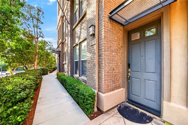 2260 Clark, Fullerton, CA 92833