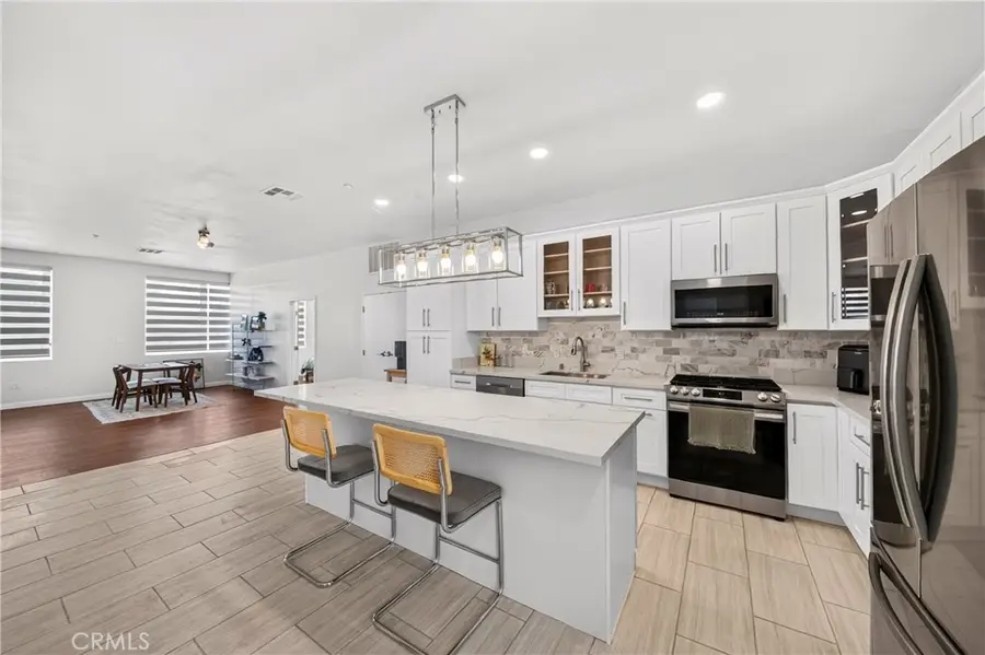 435 W Center Street, Anaheim, CA 92805 - #3