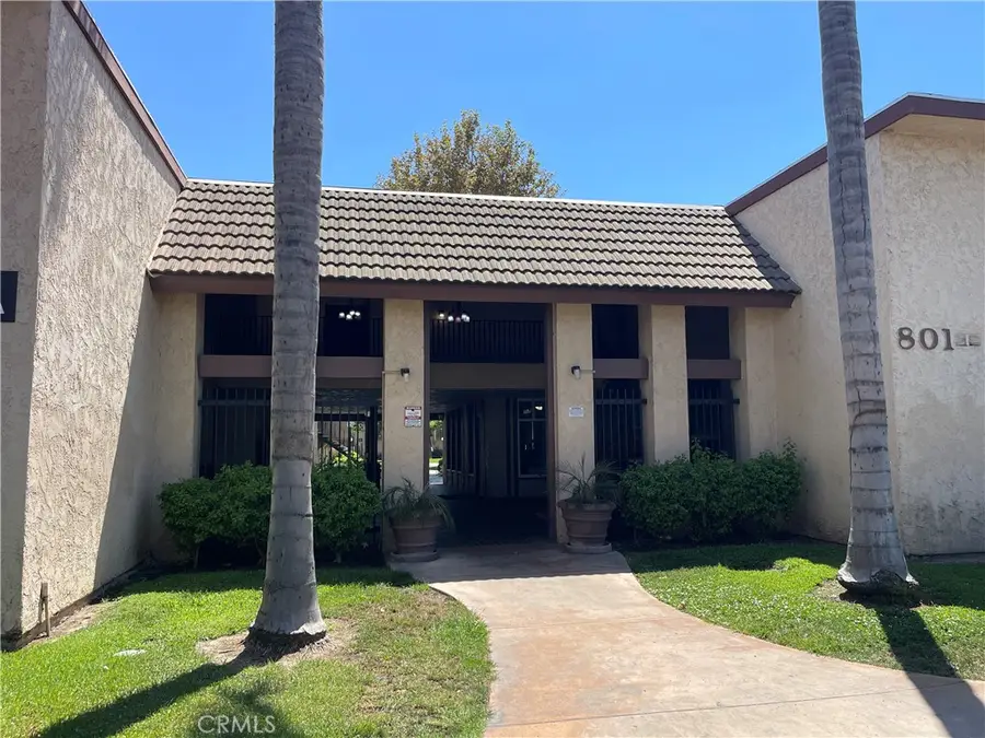 801 K-4 S Lyon #165, Santa Ana, CA 92705 - #2