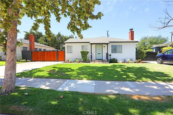 812 N Louise, Santa Ana, CA 92703