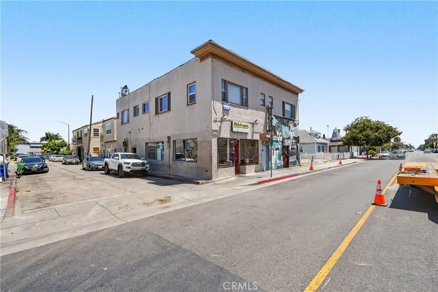939 E 4th, Long Beach, CA 90802 - #2