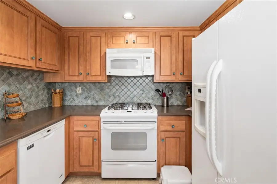 106 N Western #302, San Pedro, CA 90732 - #3