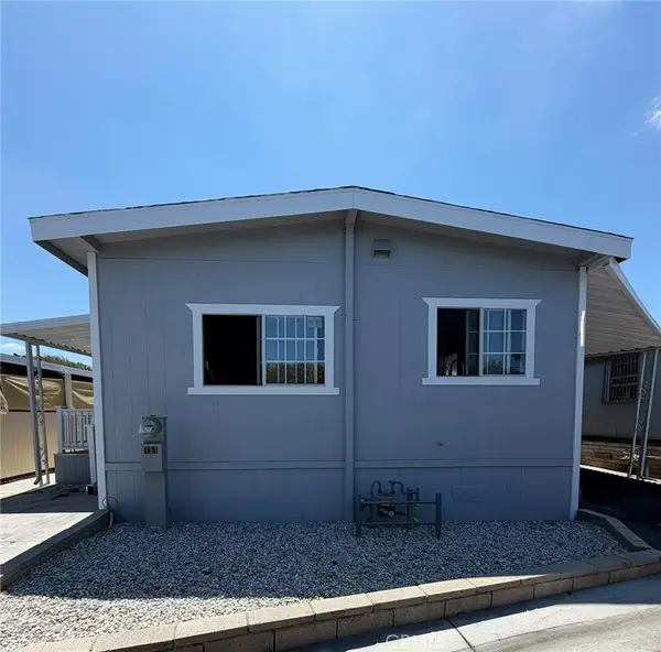 214 S Royal Ln Lane #151, Santa Ana, CA 92704