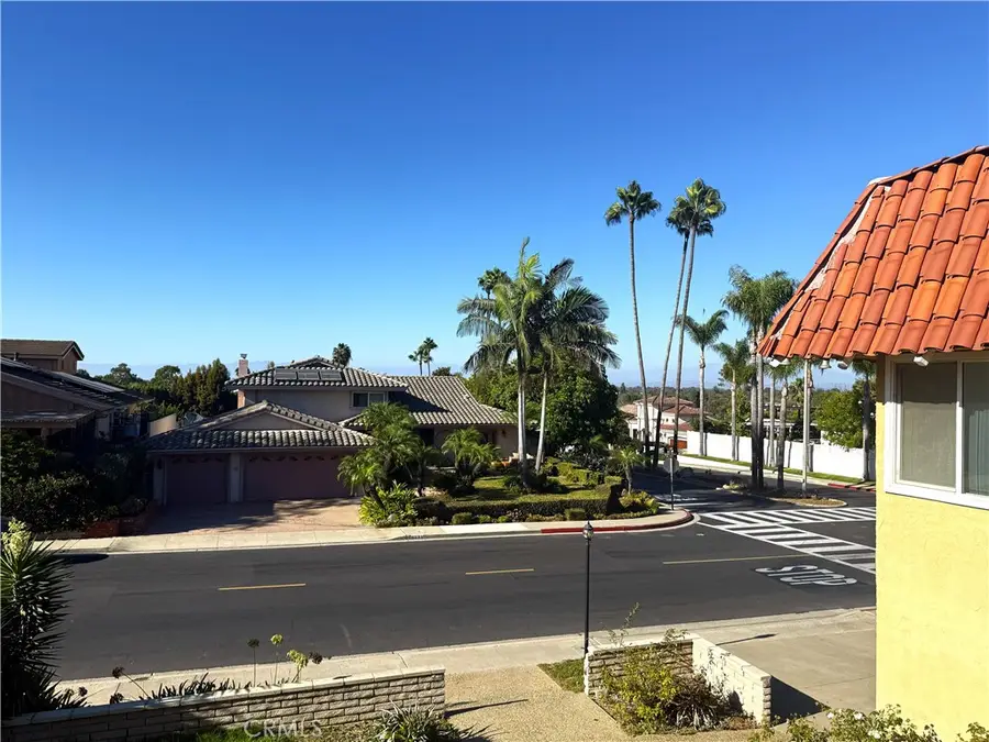 6390 E Bixby Hill, Long Beach, CA 90815 - #3