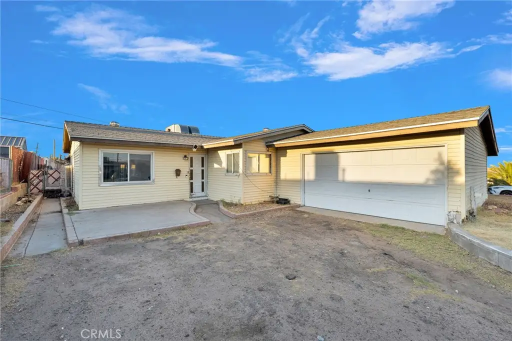1101 E Virginia Way, Barstow, CA 92311 - #1
