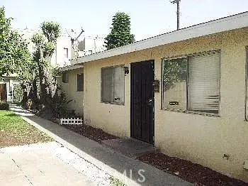 118 E Truslow, Fullerton, CA 92832