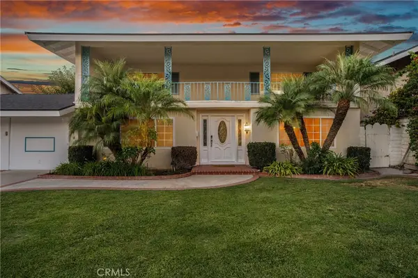 3141 E Palmyra Avenue, Orange, CA 92869