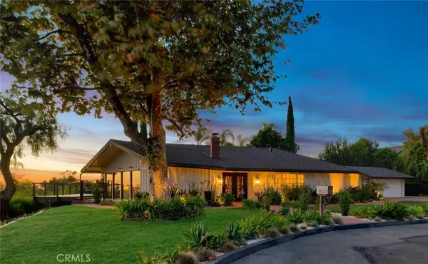 19422 Holiday Lane, North Tustin, CA 92705