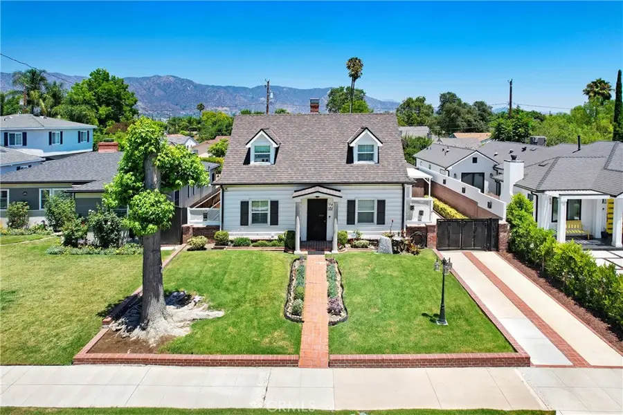 124 S Beachwood, Burbank, CA 91506 - #2