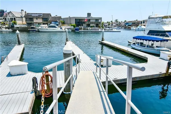 16178 Bimini Lane, Huntington Beach, CA 92649