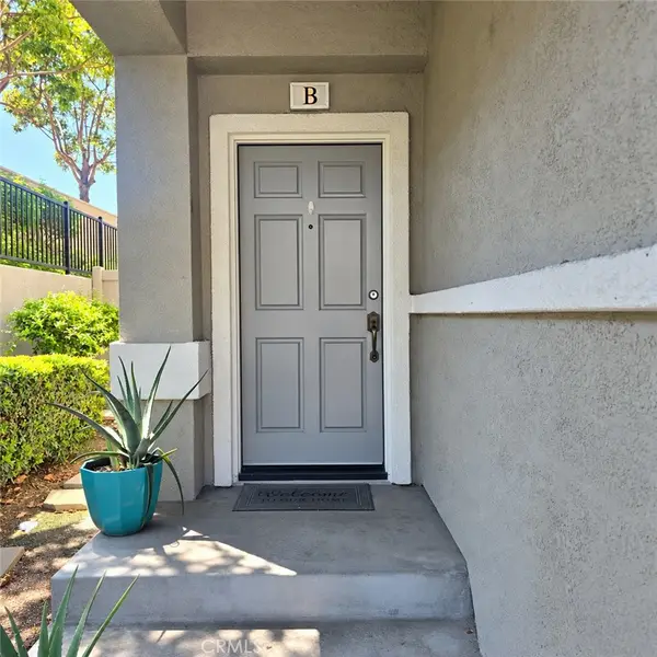3442 E White Chapel Court #B, Orange, CA 92869