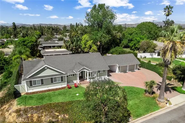 207 Barcelona, Fullerton, CA 92835