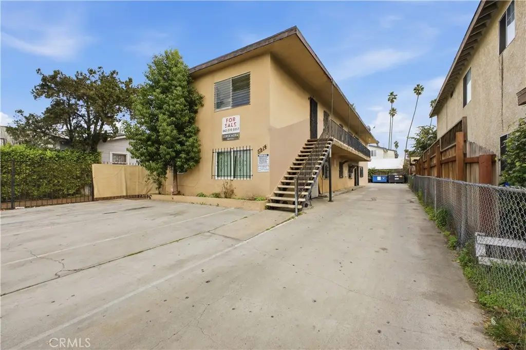 5914 S Hoover, Los Angeles, CA 90044 - #1