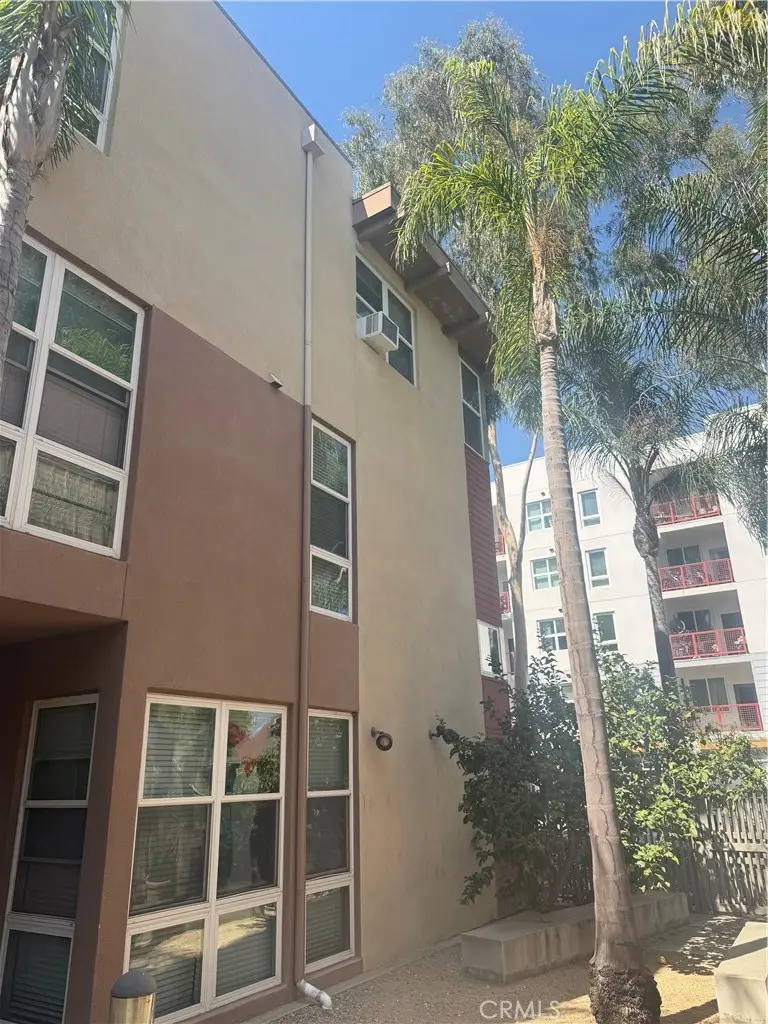 302 E 19th #3, Long Beach, CA 90806 - #2