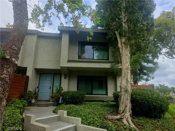 1677 Sherwood Village Circle, Placentia, CA 92870