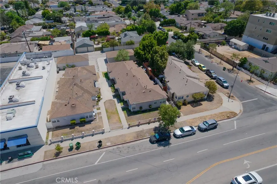 11418 Victory Boulevard, Valley Glen, CA 91606 - #3