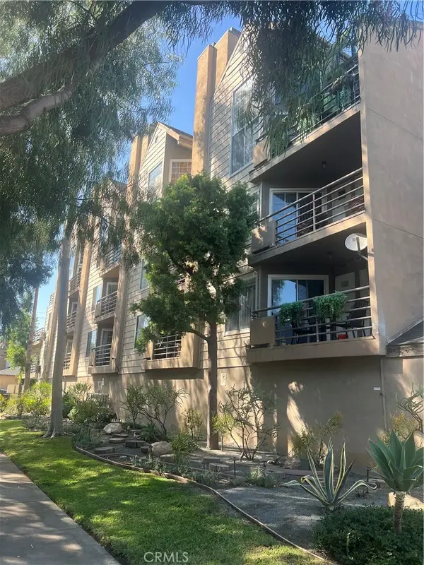 707 W 4th #7, Long Beach, CA 90802