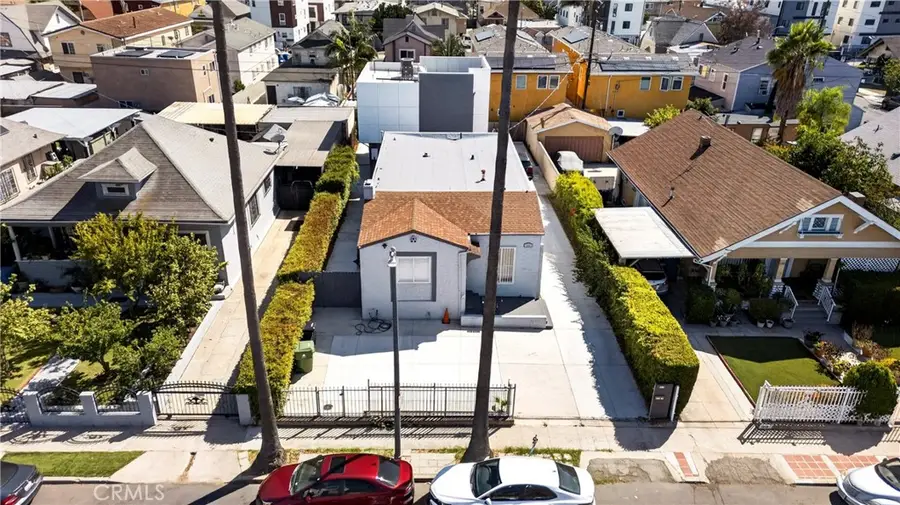 1302 W 35th, Los Angeles, CA 90007 - #3