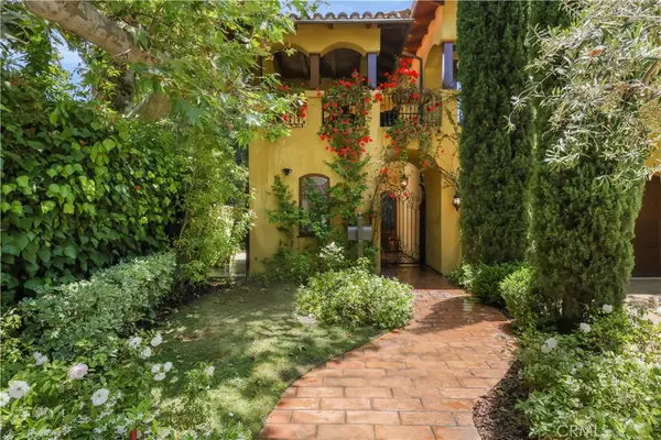 12226 Paisley Lane, Los Angeles, CA 90049