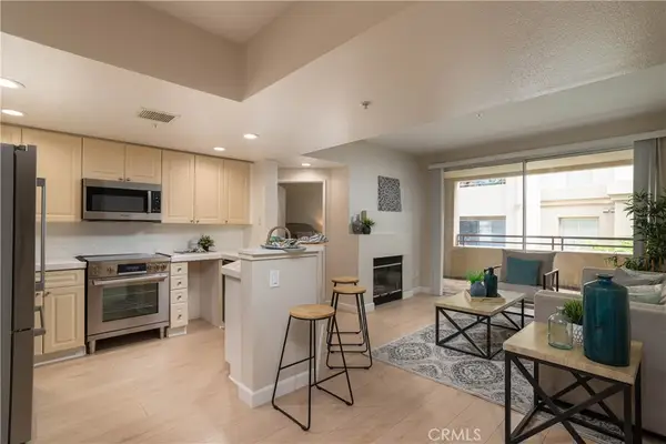 1301 Cabrillo #207, Torrance, CA 90501