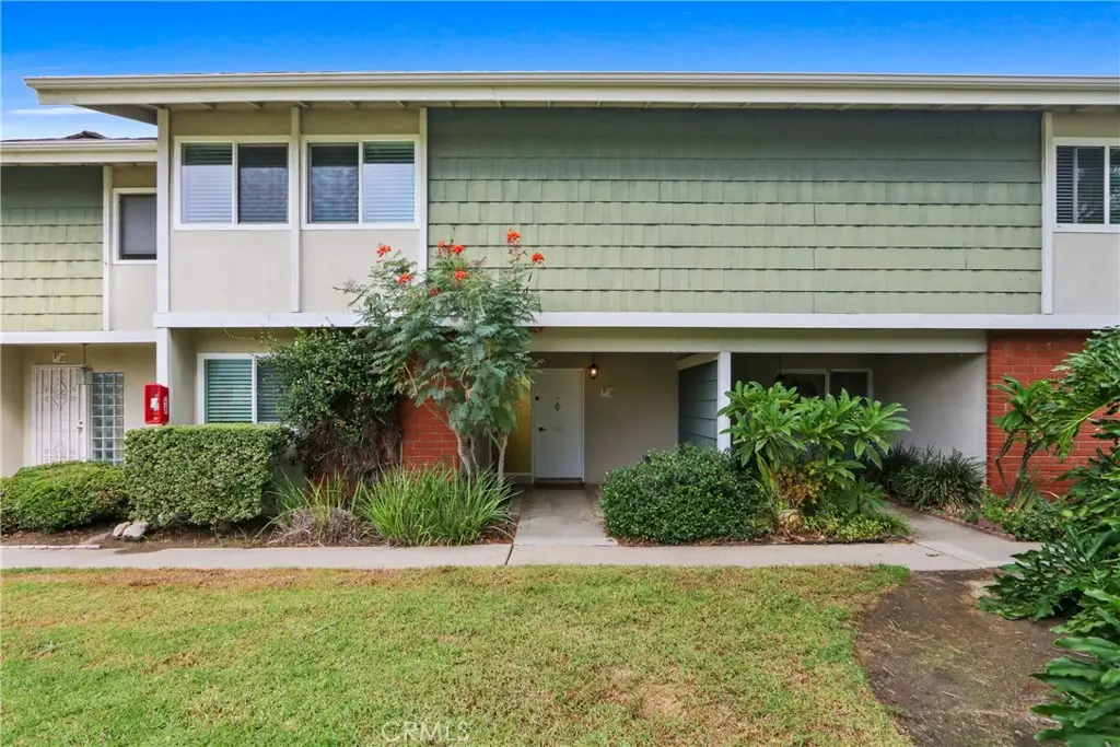 1404 N Tustin #P-3, Santa Ana, CA 92705 - #1