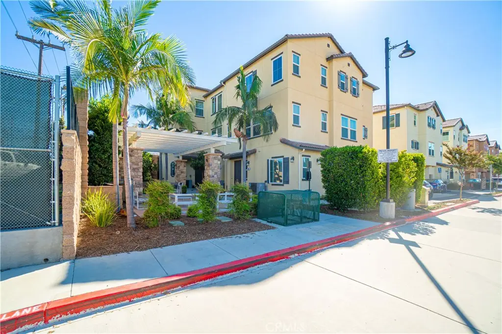794 N Ethan Way, Anaheim, CA 92805 - #1