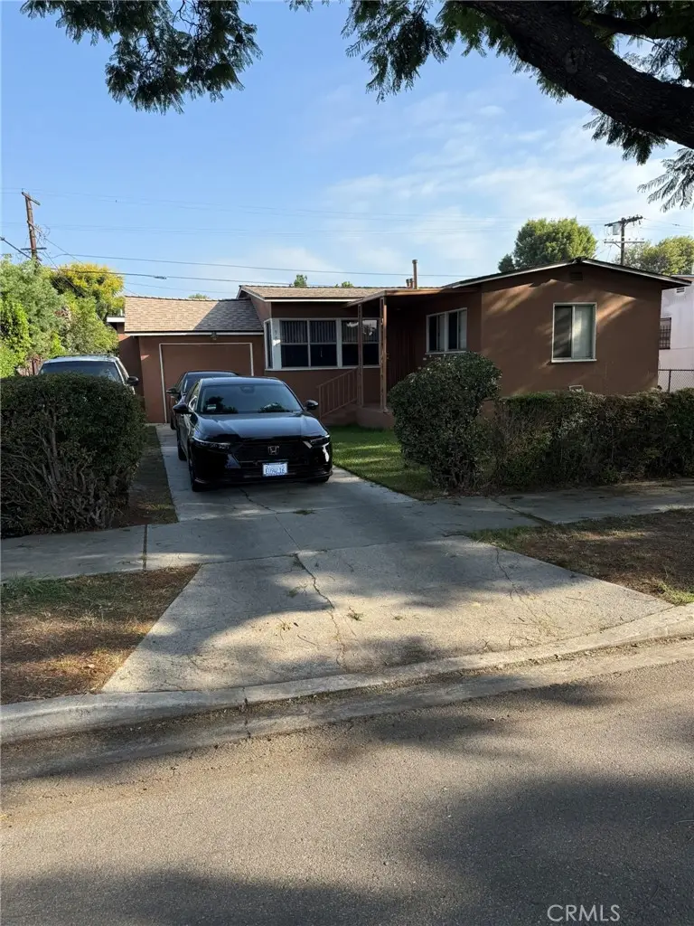 901 E 102nd, Los Angeles, CA 90002 - #2