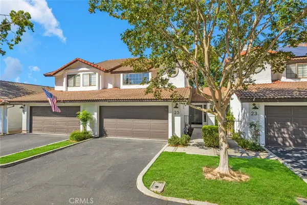 25 Clover Hill Lane #106, Laguna Hills, CA 92653