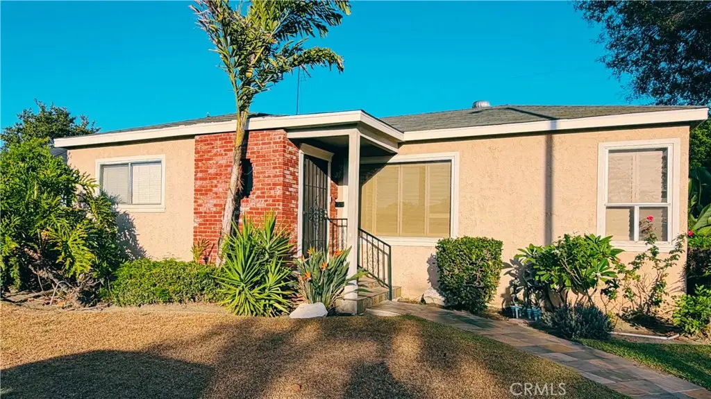 2100 Baltic Ave, Long Beach, CA 90810 - #1
