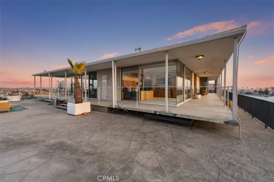 5400 E The Toledo #701, Long Beach, CA 90803 - Image #2