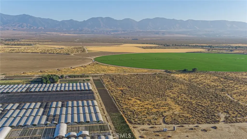 1593 Avenue R, Palmdale, CA 93591 - #1