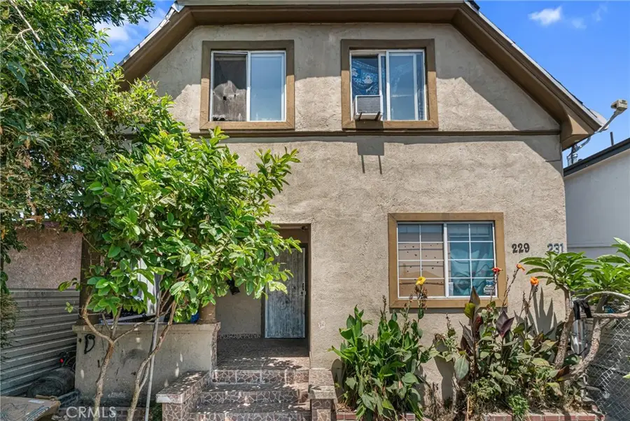 229 W 82nd Street, Los Angeles, CA 90003 - #2
