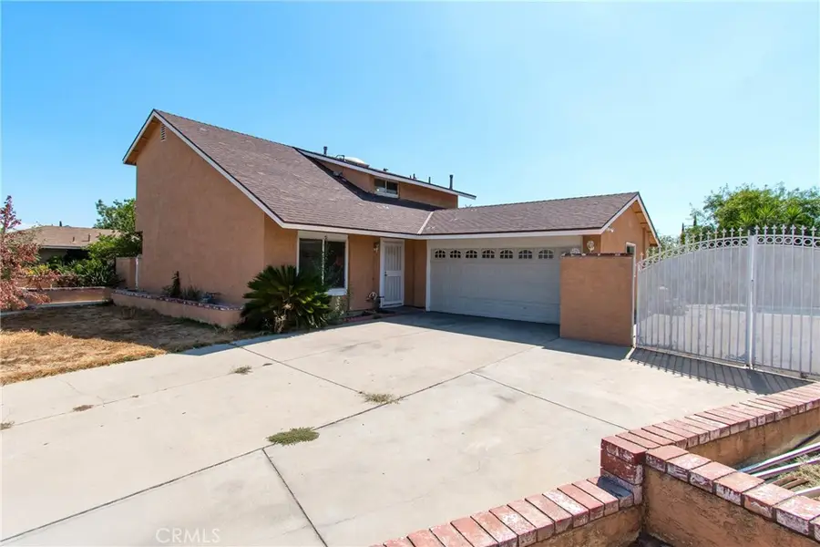 17571 Shamrock, Fontana, CA 92336 - Image #2