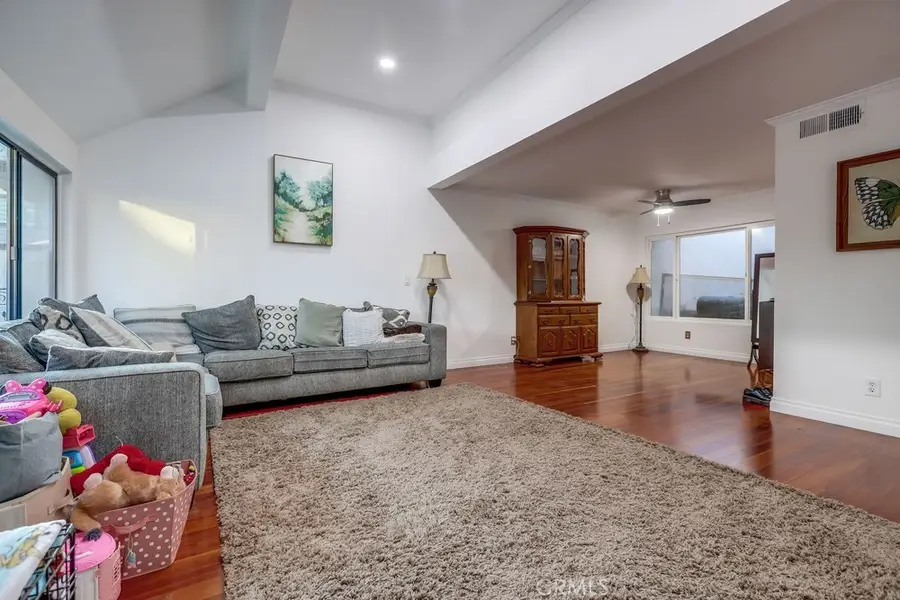 9678 Walker Court, Cypress, CA 90630 - Image #3