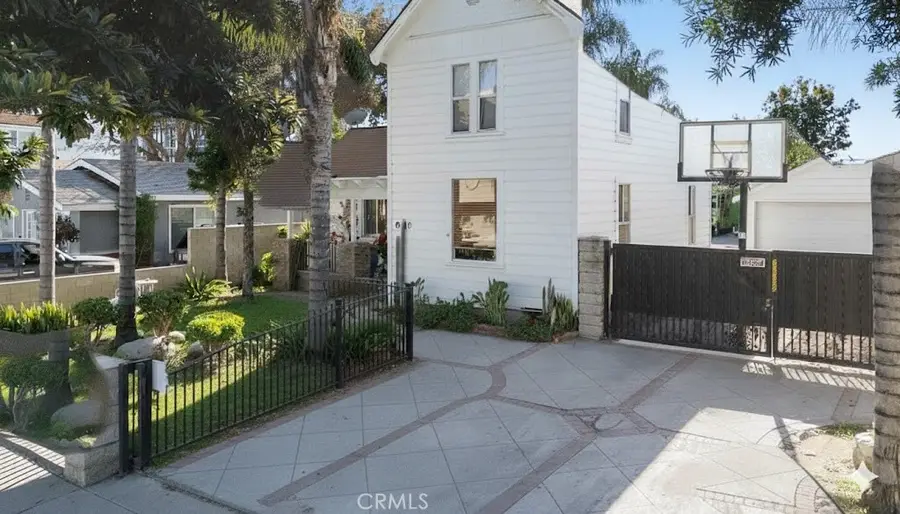 8110 3rd, Downey, CA 90241 - #2