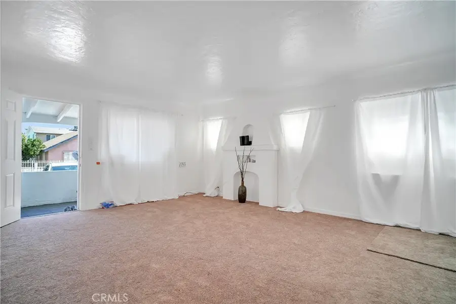 332 E 79th Street, Los Angeles, CA 90003 - #3