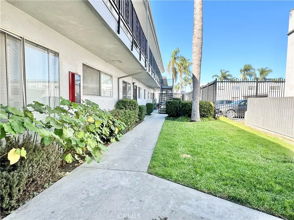 5500 Ackerfield Avenue #502, Long Beach, CA 90805 - Image #1