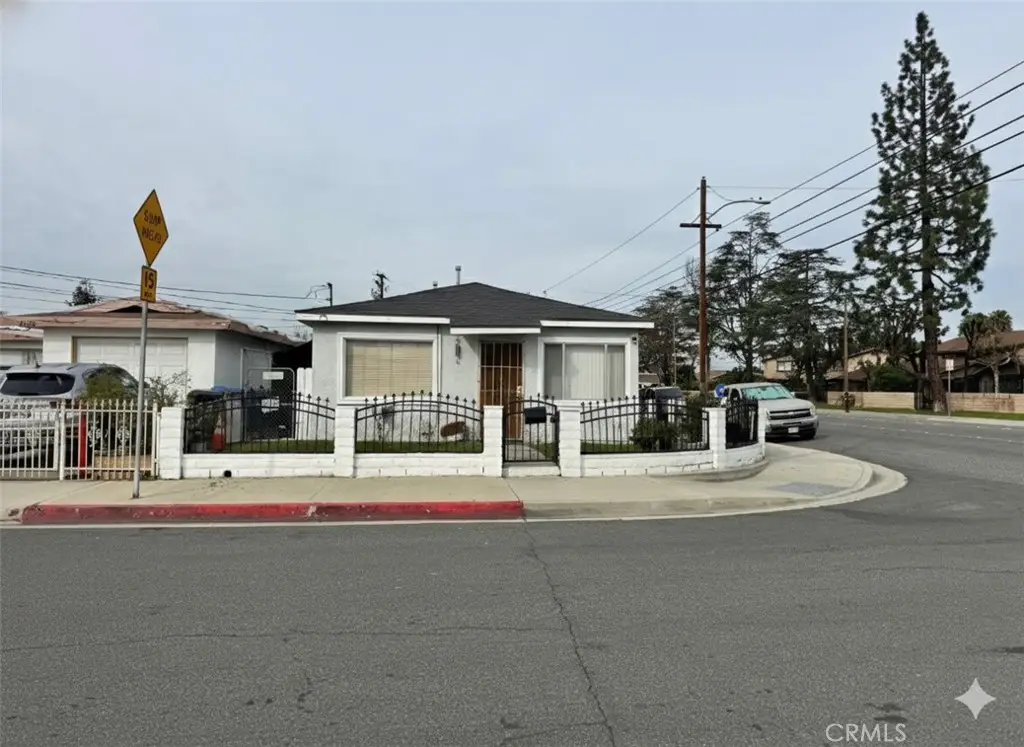13947 Downey, Paramount, CA 90723 - #1