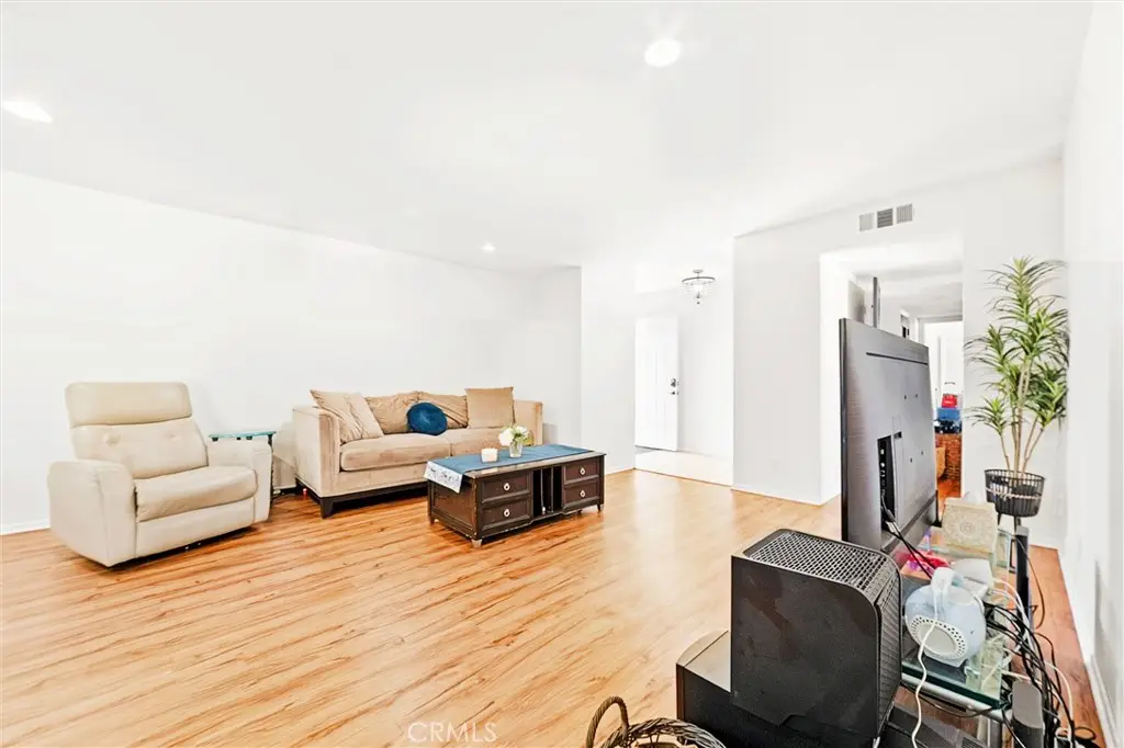 3939 N Virginia #312, Long Beach, CA 90807 - #1