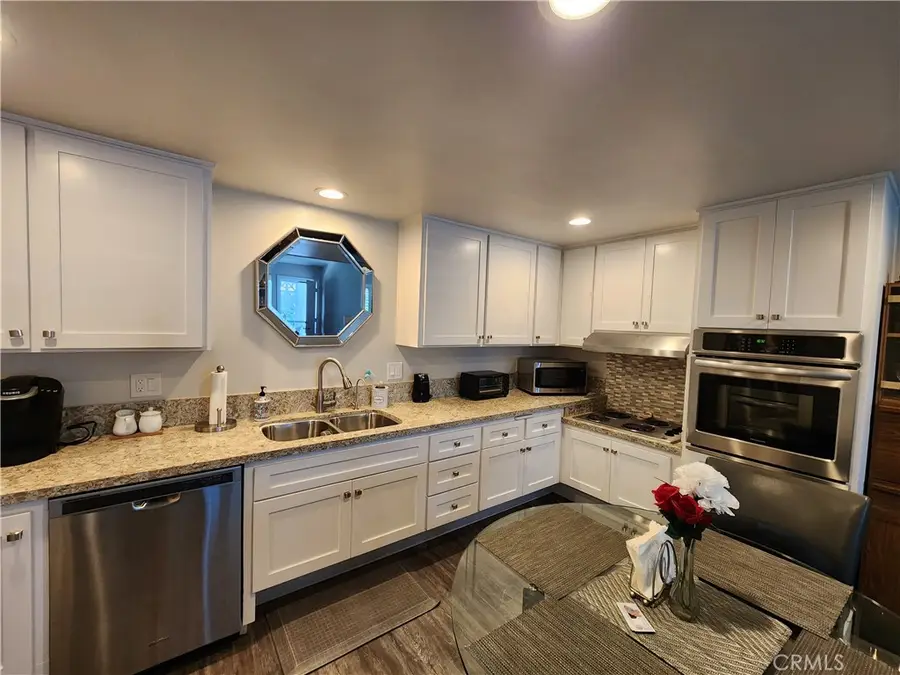 13721 Alderwood Lane #28 E M3, Seal Beach, CA 90740 - #3