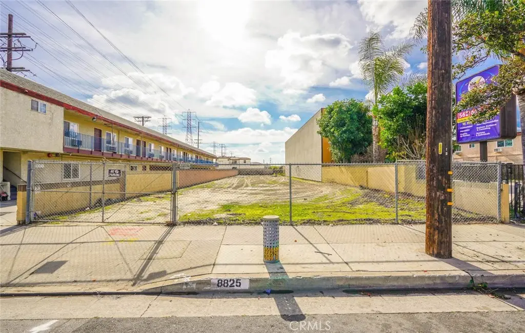 8826 Artesia, Bellflower, CA 90706 - #1