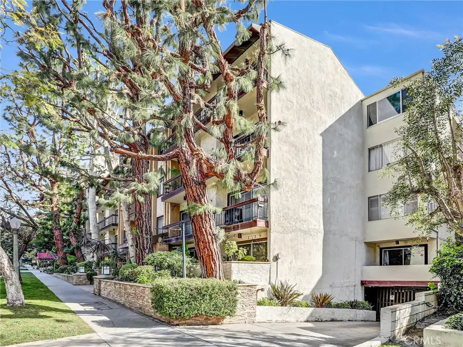 440 Veteran Avenue #102, Los Angeles, CA 90024 - #3