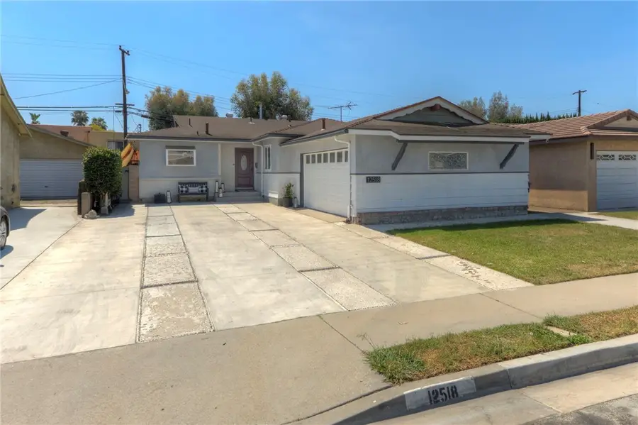 12518 Walcroft, Lakewood, CA 90715 - #2